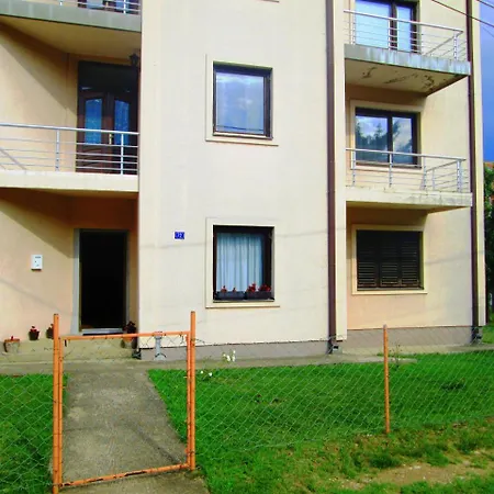 בית הארחה Nis Apartman Ni