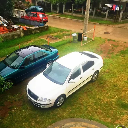 בית הארחה Nis Apartman